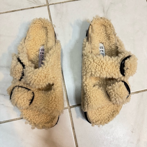 Birkenstock Shoes - Birkenstock Papillio 39 Arizona Teddy Big Buckle Eggshell Shearling
